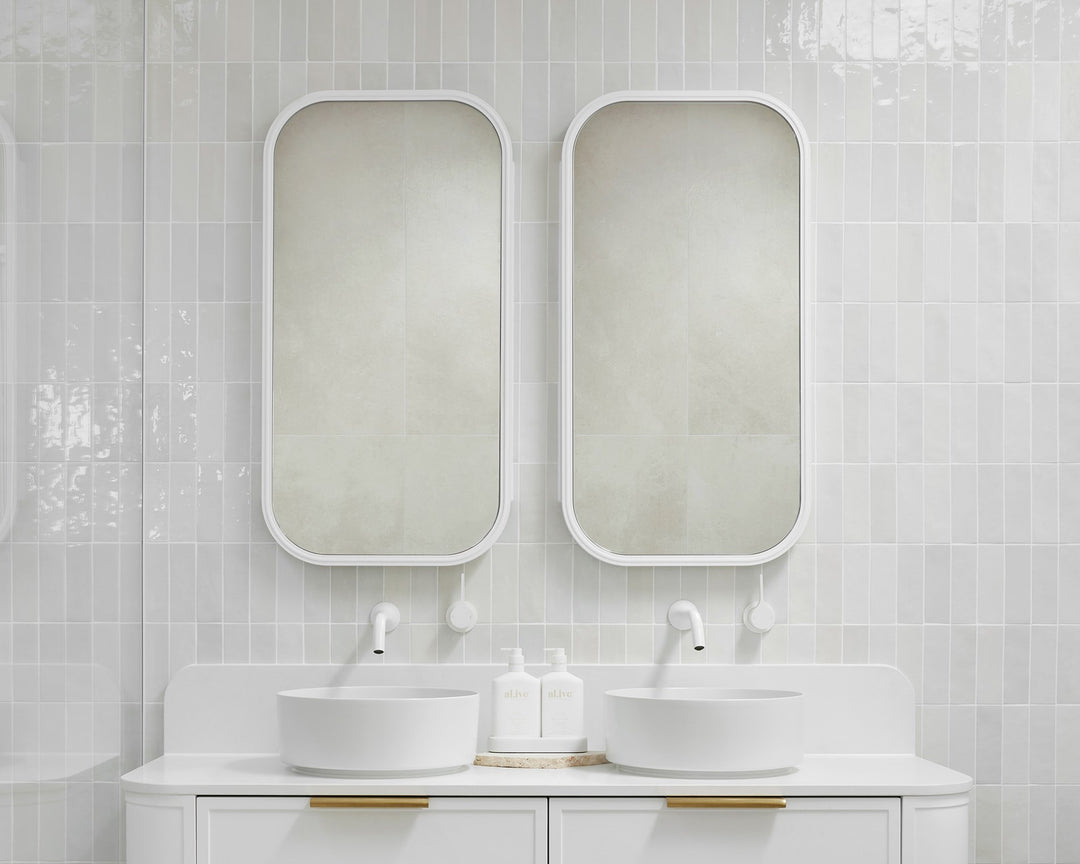 ADP Quinn Mirrored Cabinet 943x493mm