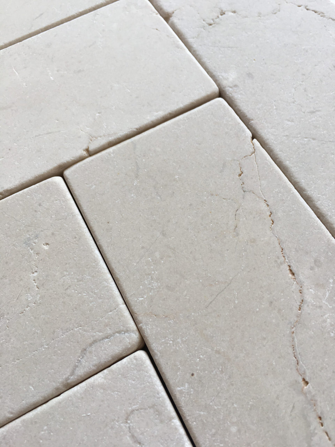 Chios Tumbled Limestone Subway 75x305x20mm
