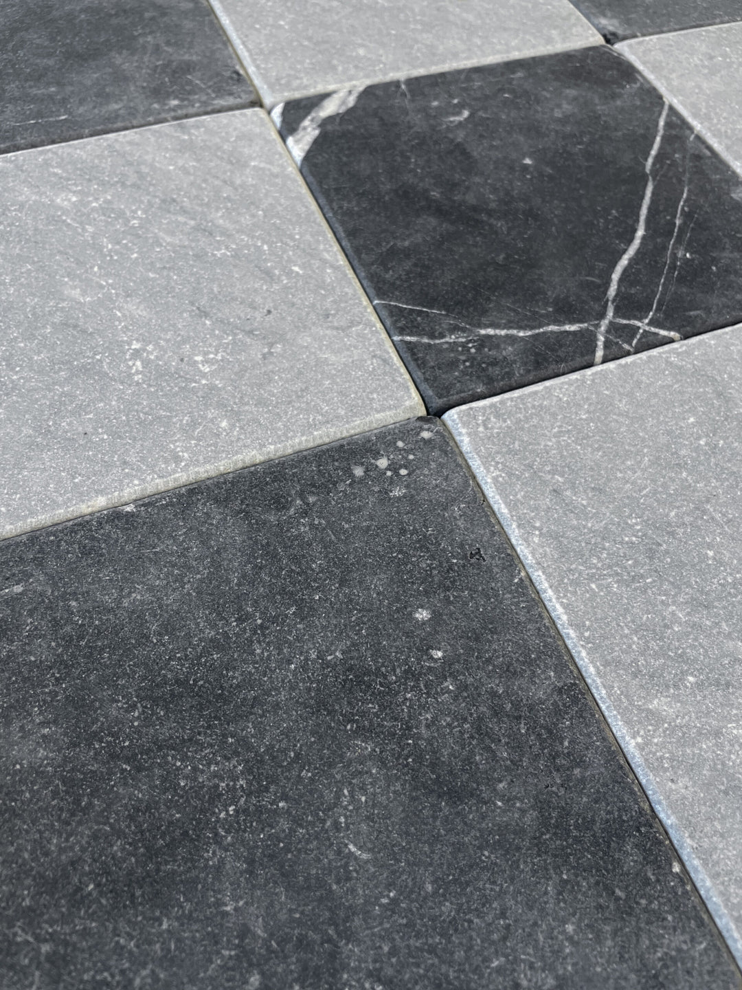 Natural Stone Nero Marquina Tumbled Square Tile 150×150mm