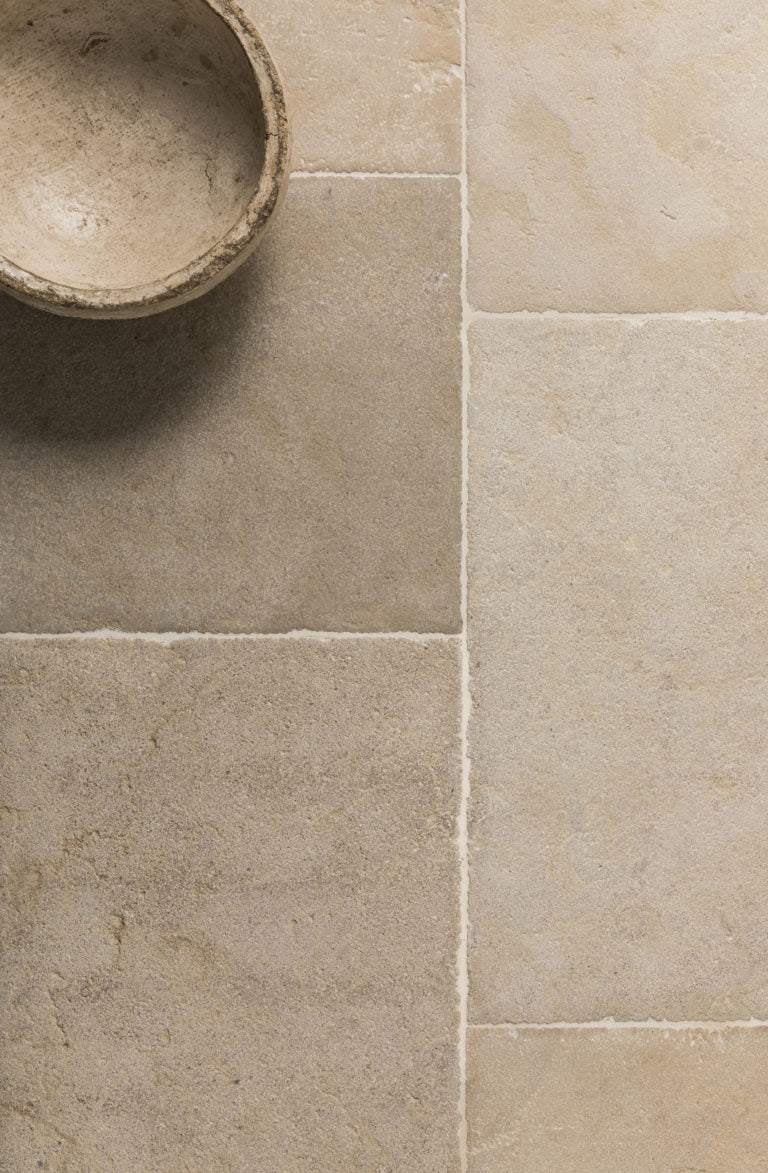 Natural Limestone Beige Tumbled Tile 400x600x18mm