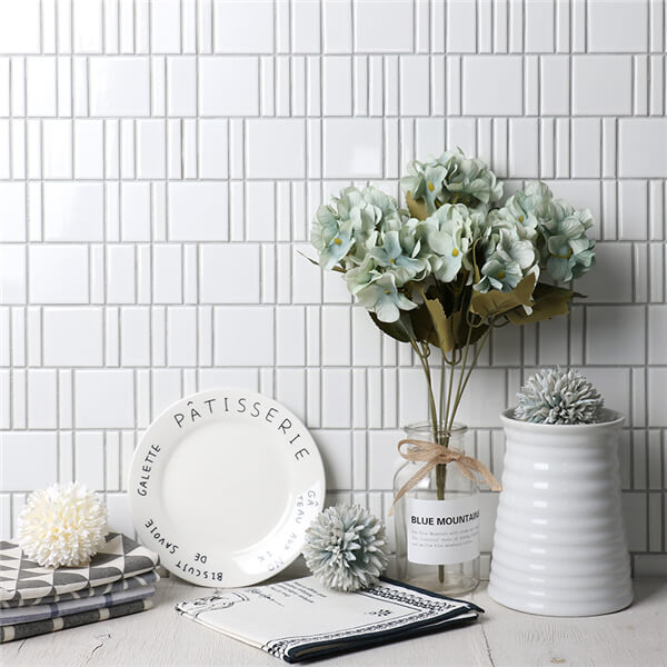 Rhythm White Matte/Gloss Mosaic