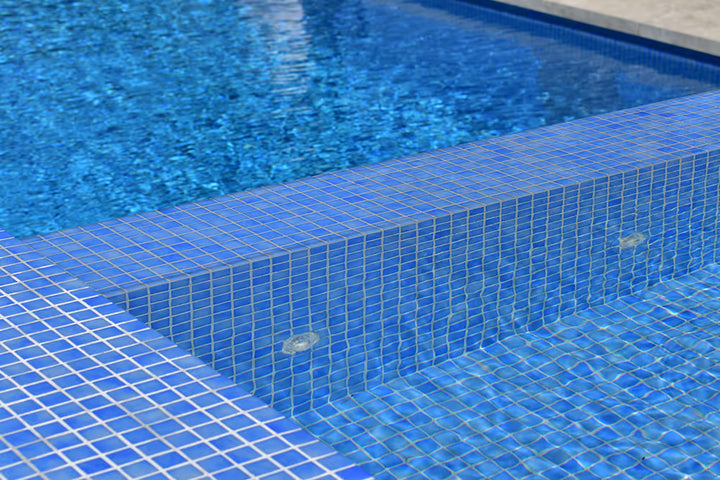 The Ezarri Ligero Polar Blue Pool Tile