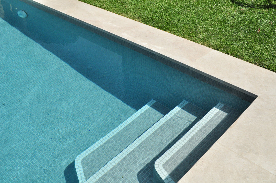 The Ezarri Niebla 60-A Pool Tile Collection
