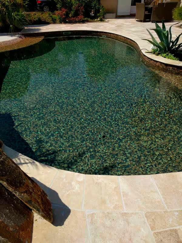 The Ezarri Zen Riverstone Pool Tile