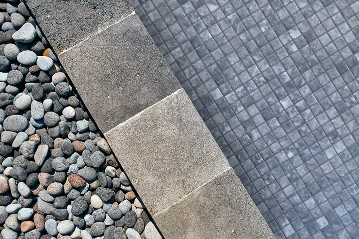 The Ezarri Gemma Magnet Pool Tile