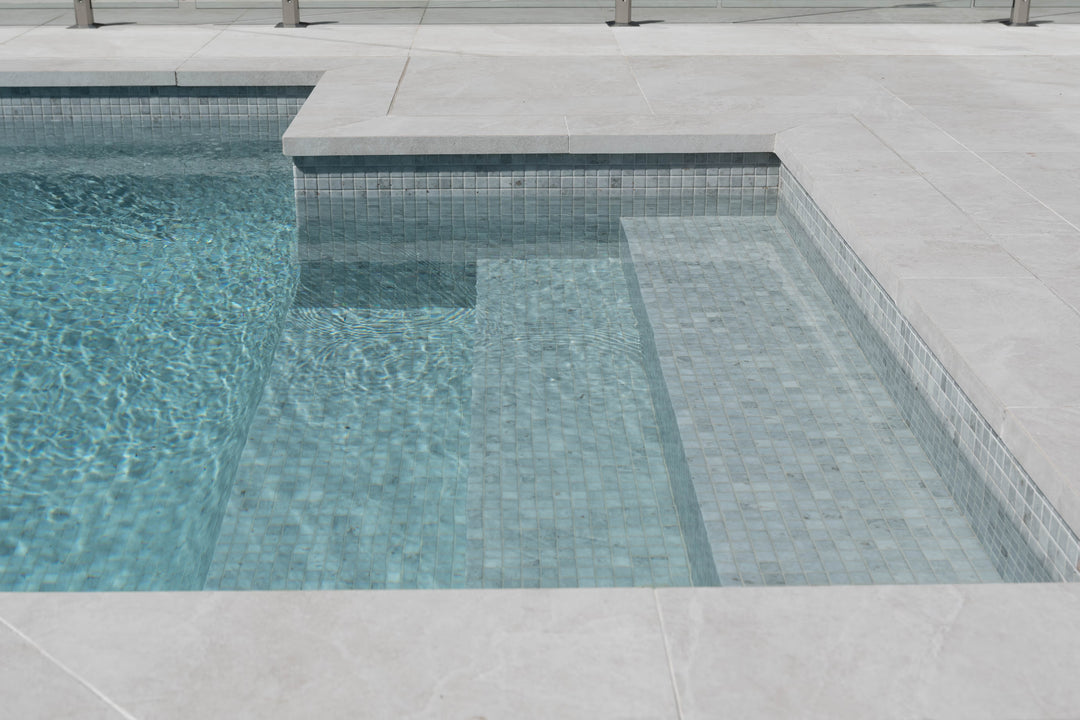 The Ezarri Gemma Gibeon Pool Tile