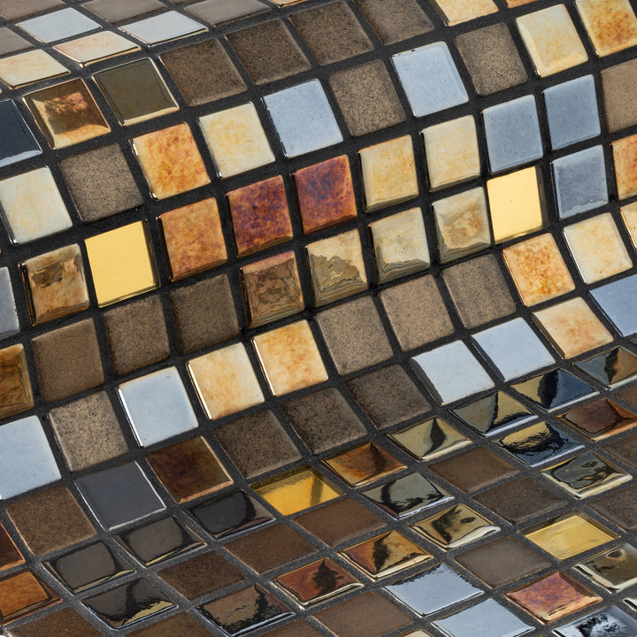 The Ezarri Gold Alexander 25 Pool Tile