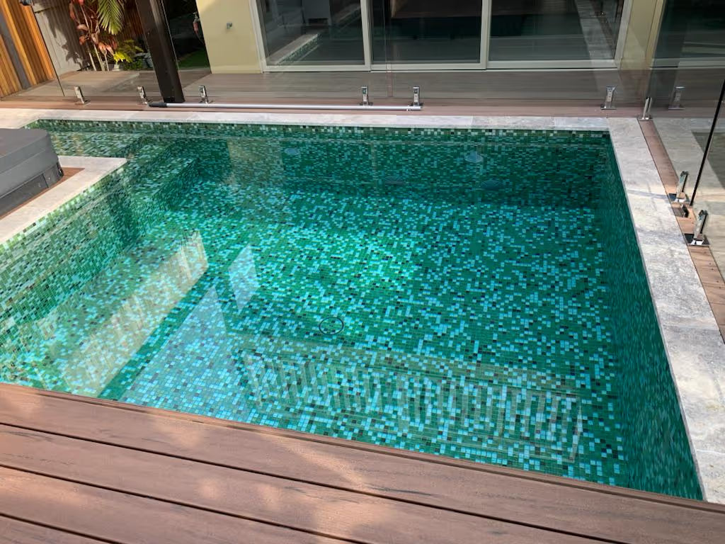 The Ezarri Cocktail Grasshopper Pool Tile
