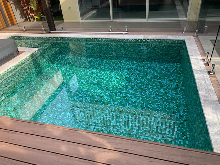 The Ezarri Cocktail Grasshopper Pool Tile
