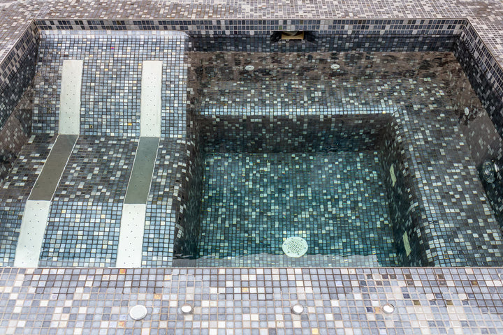The Ezarri Cocktail Gin Fizz Pool Tile