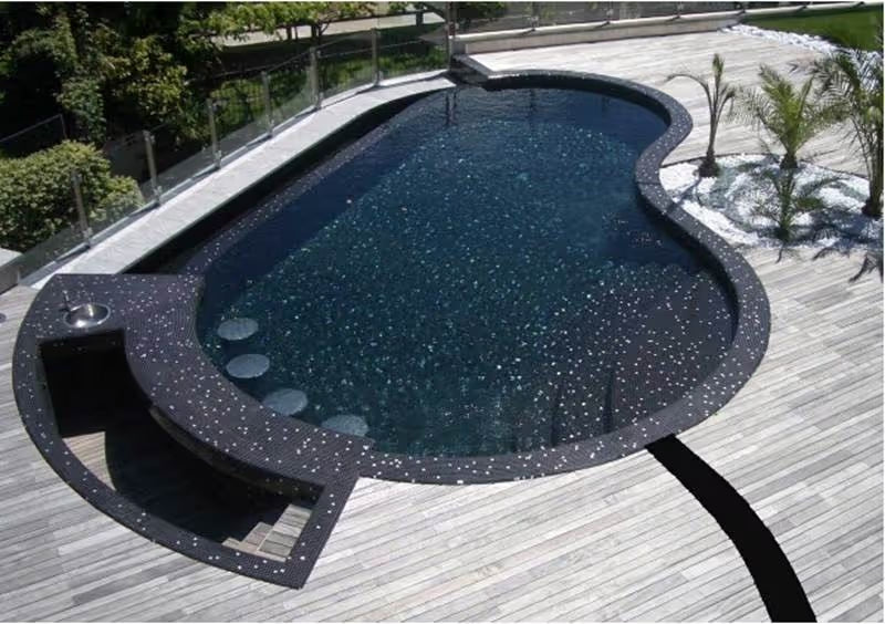 The Ezarri Cocktail Eclipse Pool Tile