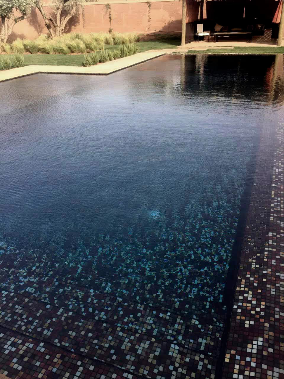 The Ezarri Cocktail Cosmopolitan Pool Tile