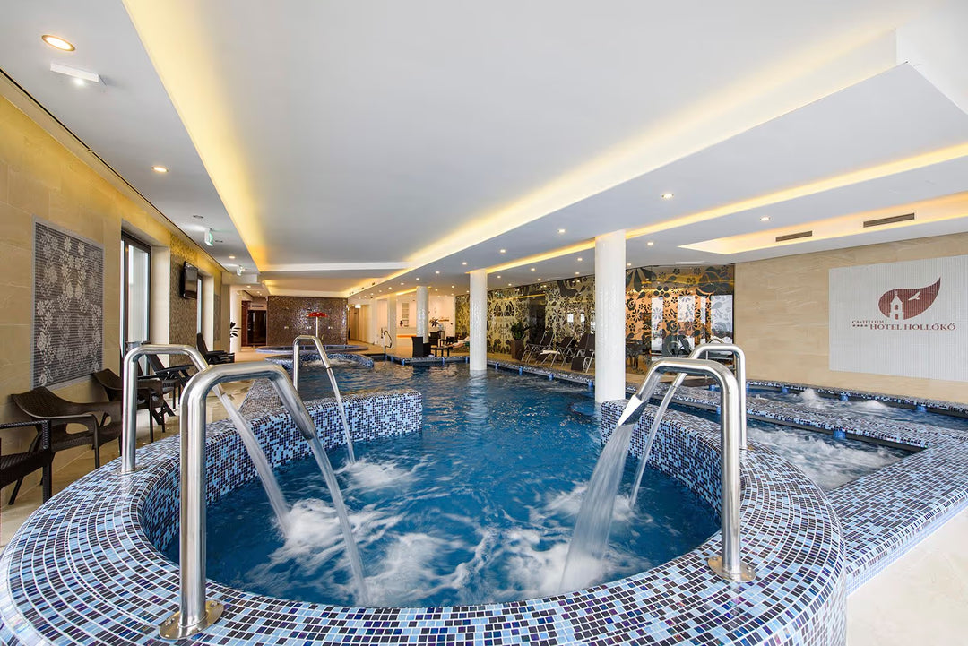 The Ezarri Cocktail Blue Lagoon Pool Tile