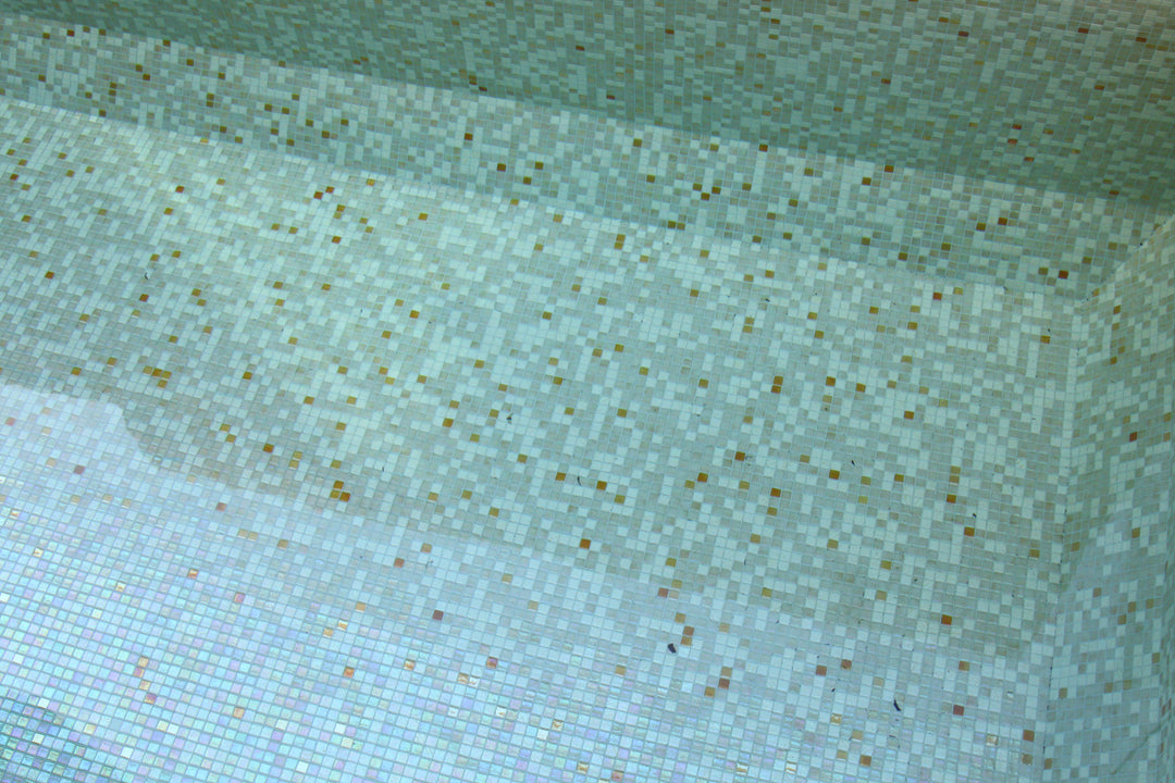 The Ezarri Cocktail Bellini Pool Tile