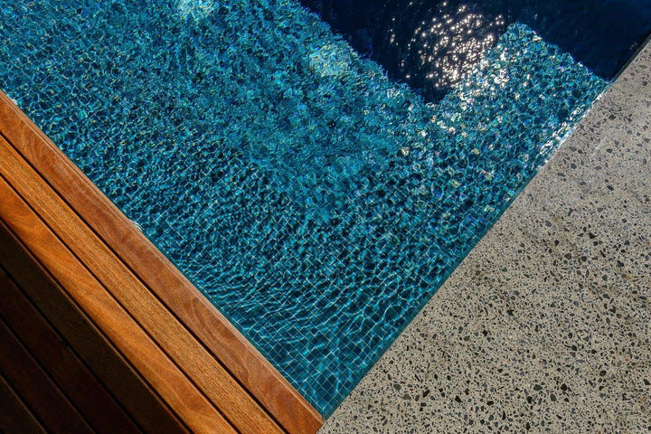 The Ezarri Emerald Pool Tile