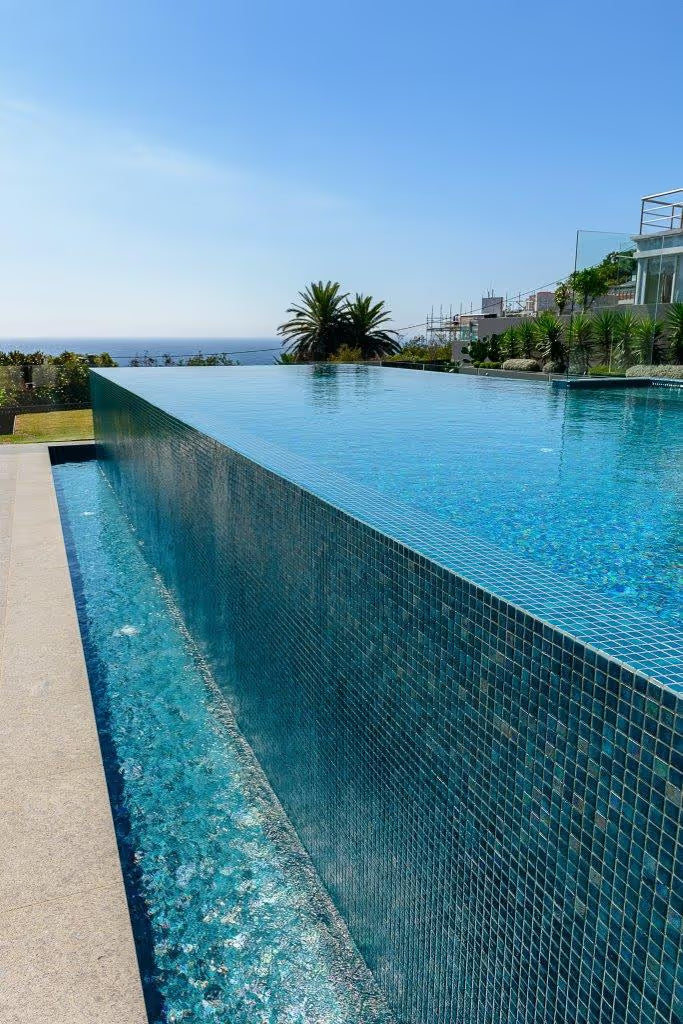 The Ezarri Emerald Pool Tile
