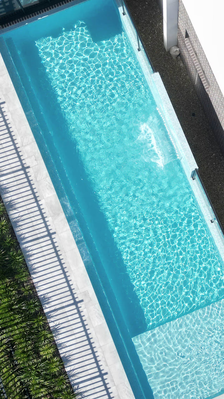 The Ezarri Ligero Baby Blue Pool TIle