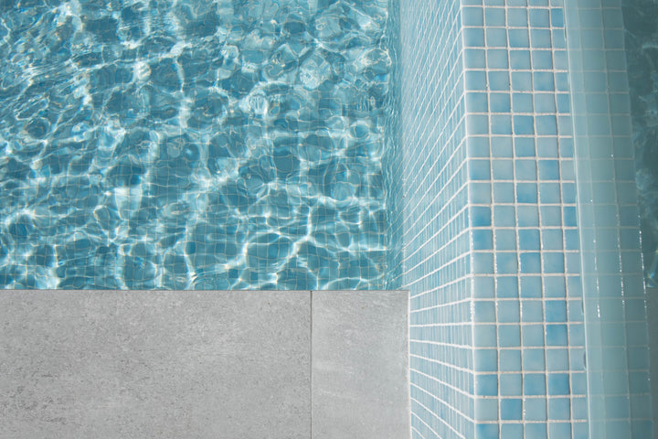 The Ezarri Ligero Baby Blue Pool TIle
