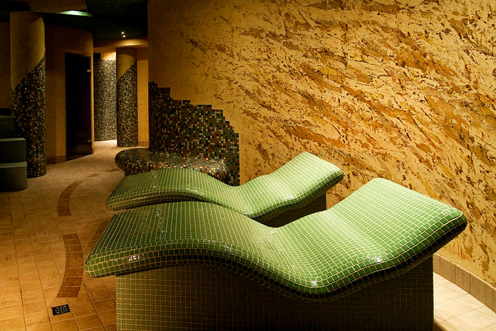 The Ezarri Lisa 48-C Pool Tile Collection