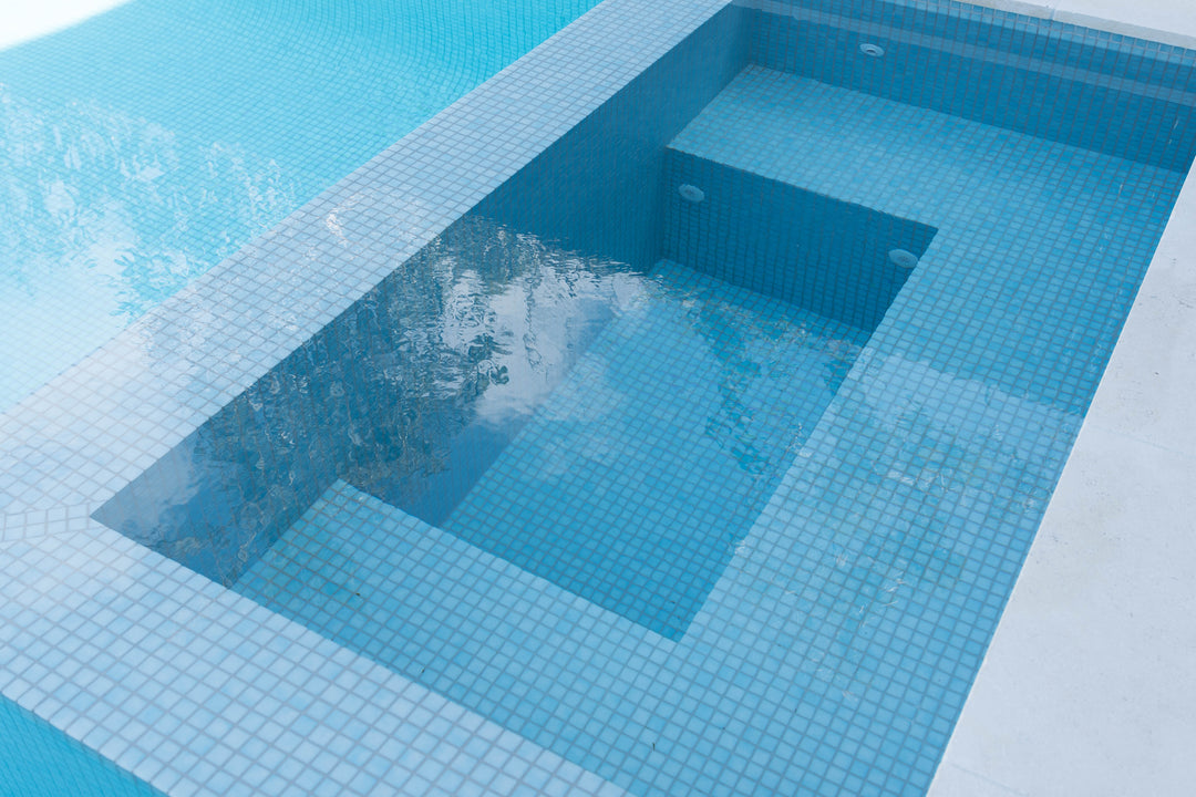 The Ezarri Niebla 21-B Pool Tile Collection