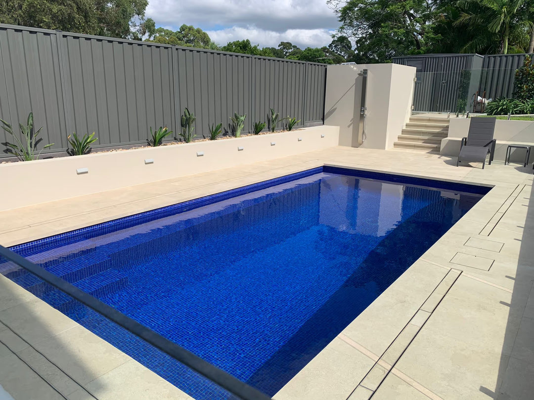 The Ezarri Niebla 12-C Pool Tile Collection