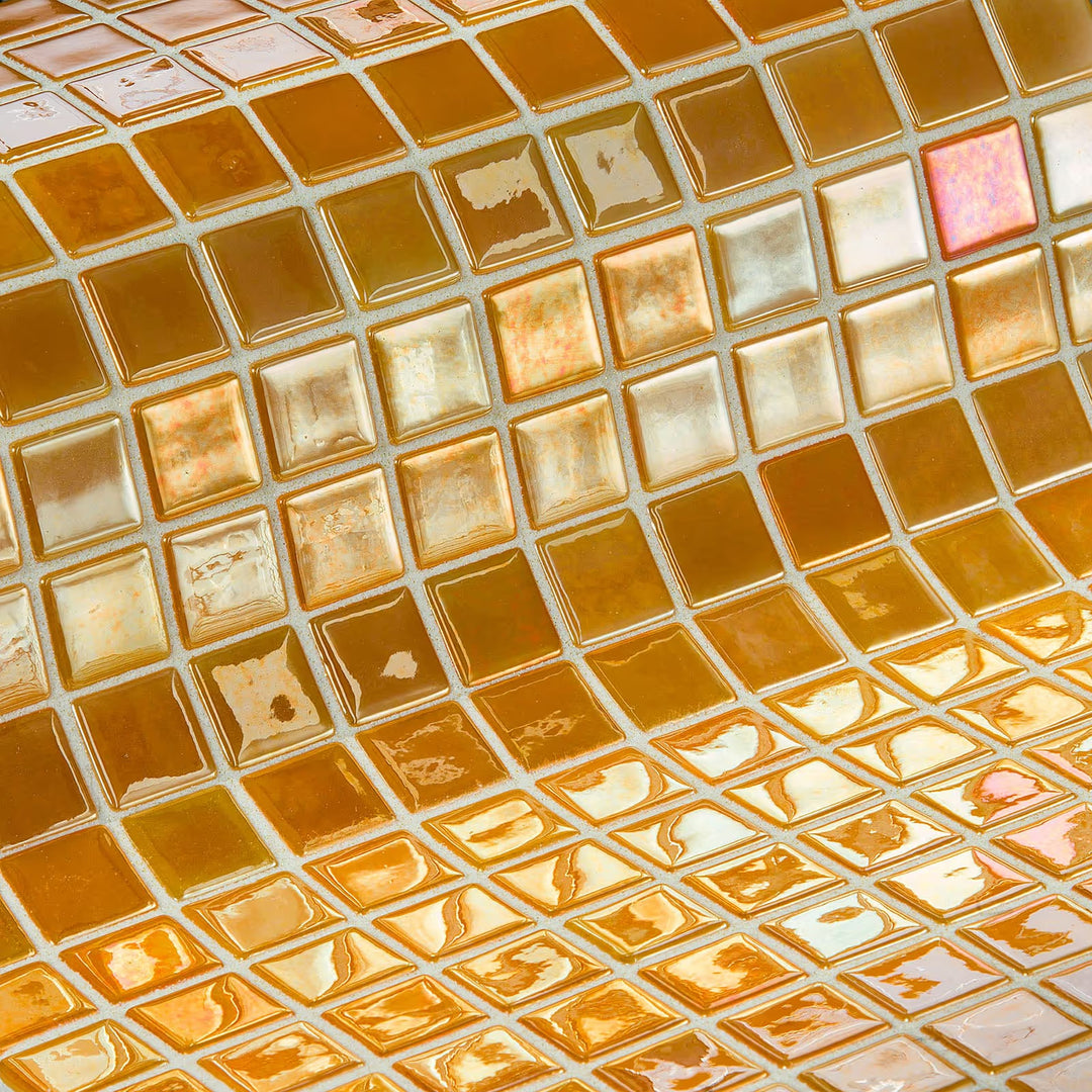 The Ezarri Metallica Aurum Pool Tile