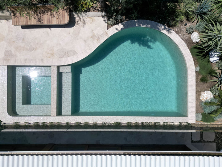 The Ezarri Gemma Topaz Pool Tile