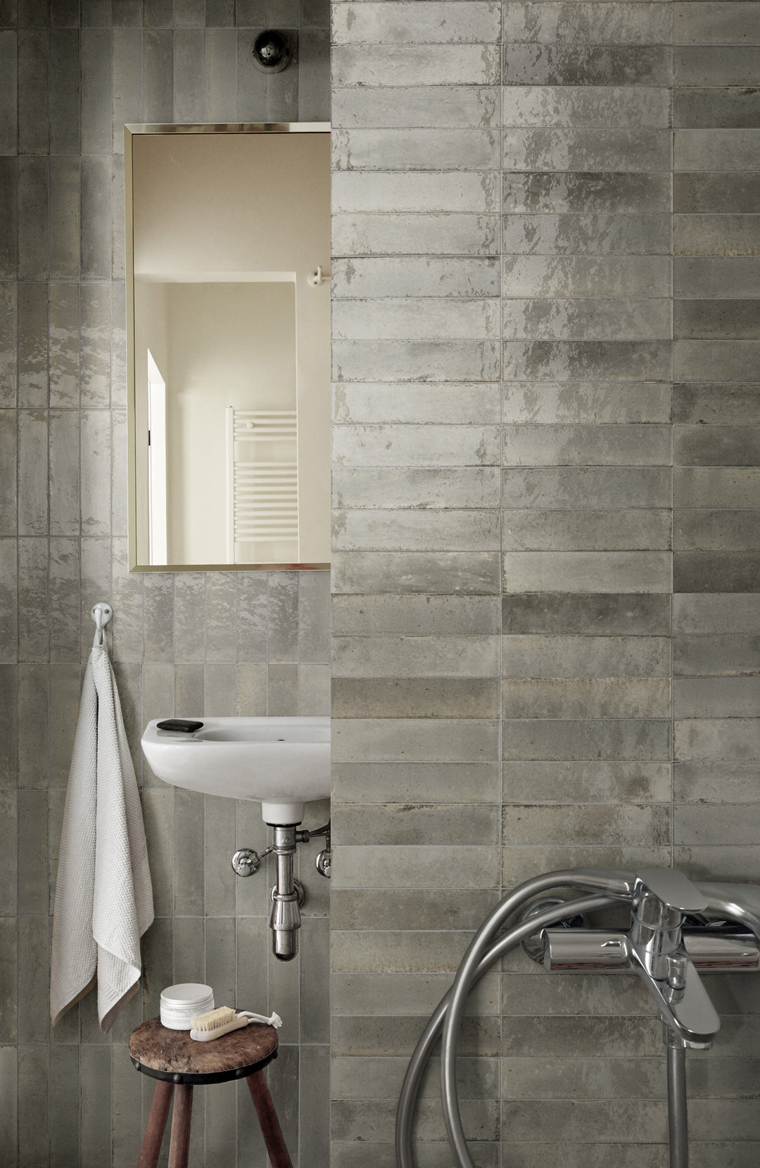 Lume Series Italian Gloss Subway 60x240mm