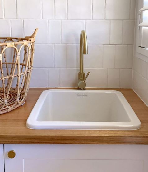 Turner Hastings Cuisine 46 x 46 Inset / Undermount Fine Fireclay Gloss White Sink