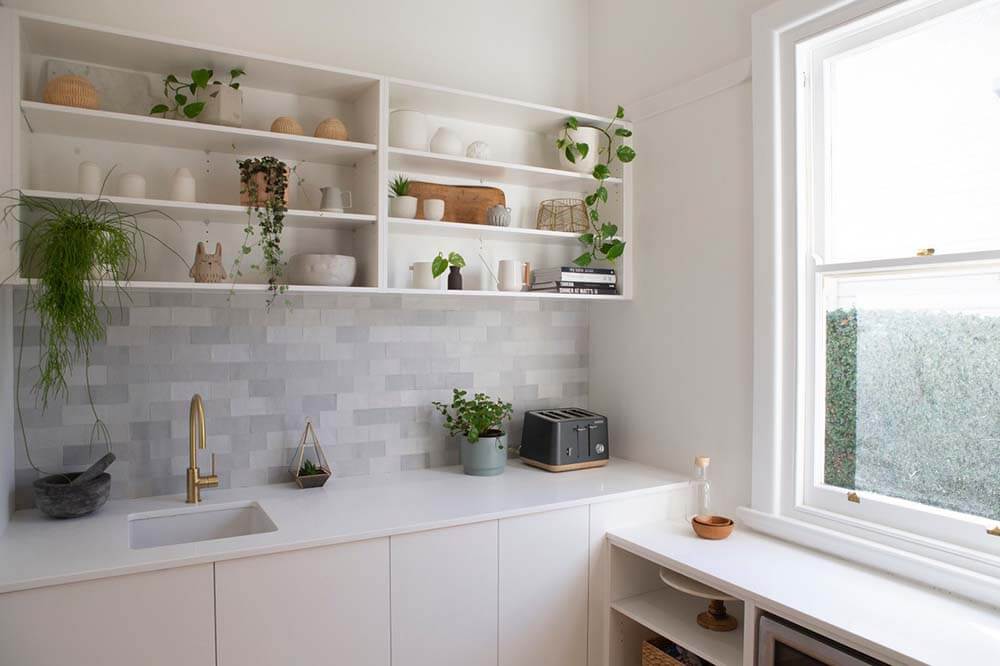 Turner Hastings Cuisine 46 x 46 Inset / Undermount Fine Fireclay Gloss White Sink