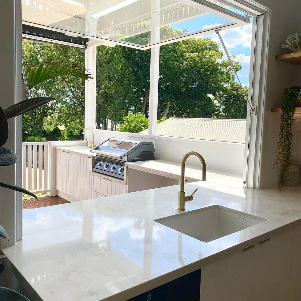 Turner Hastings Cuisine 68 x 48 Inset / Undermount Fine Fireclay Gloss White Sink