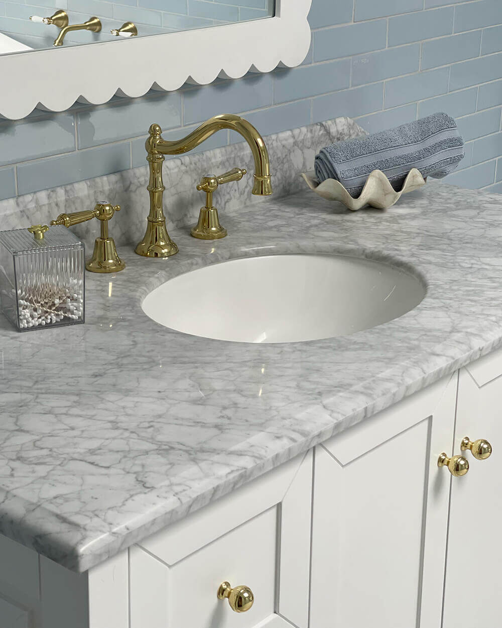 Turner Hastings Coventry 120 x 55 Single Bowl Satin White Vanity with Real Marble Top & Ceramic Undercounter Basin