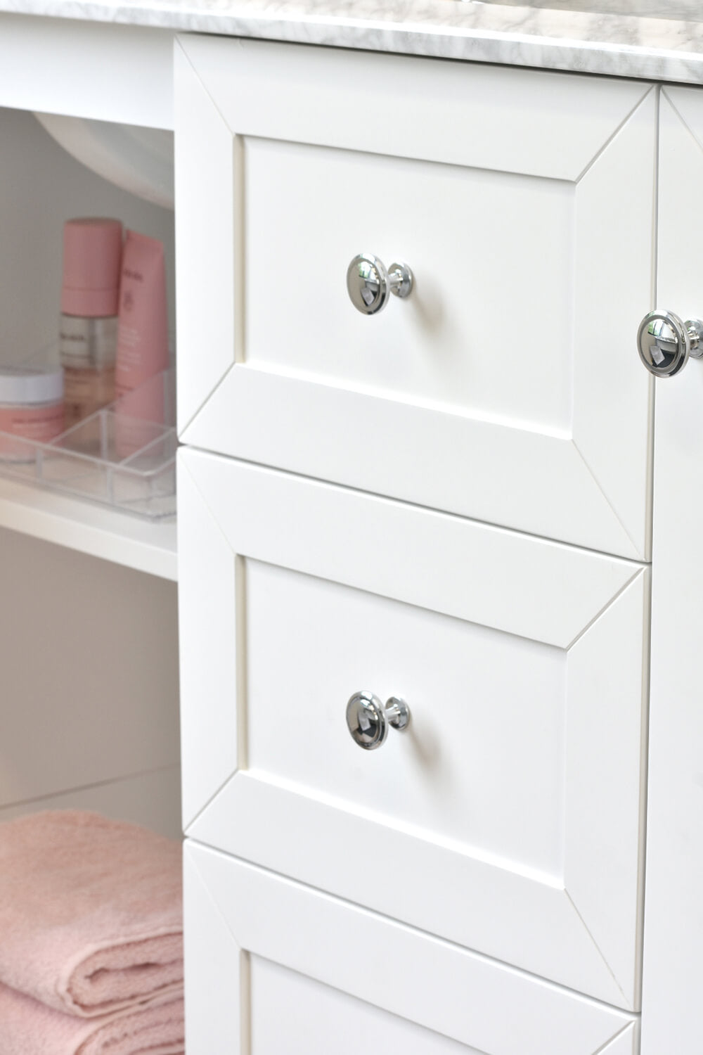 Turner Hastings Coventry 150 x 56 Double Bowl Satin White Vanity with Real Marble Top & Ceramic Undercounter Basins