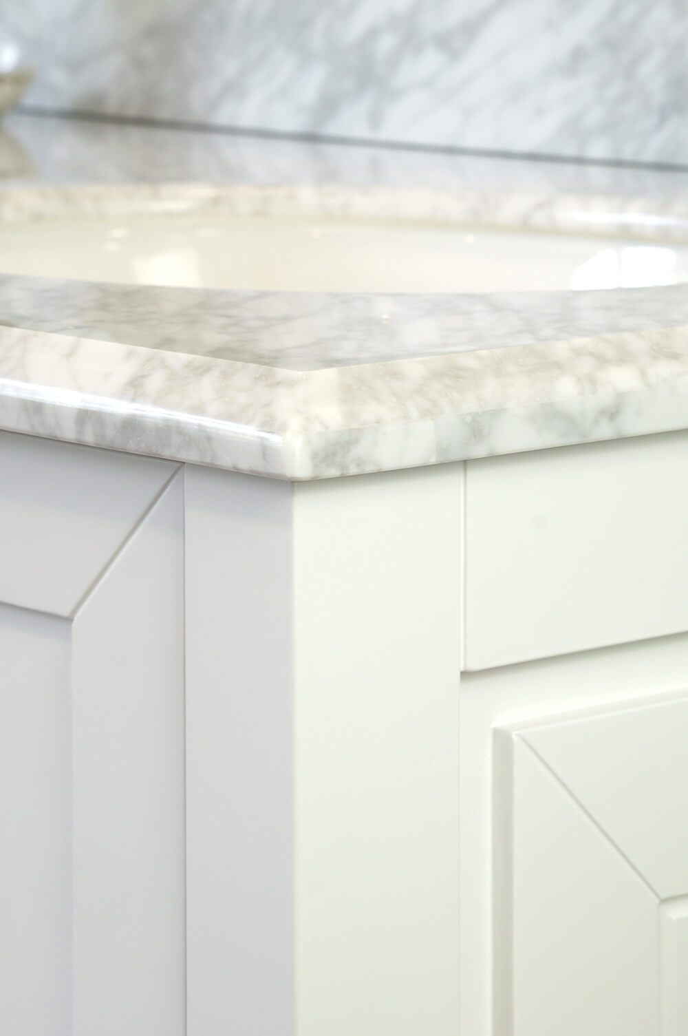 Turner Hastings Coventry 150 x 56 Double Bowl Satin White Vanity with Real Marble Top & Ceramic Undercounter Basins