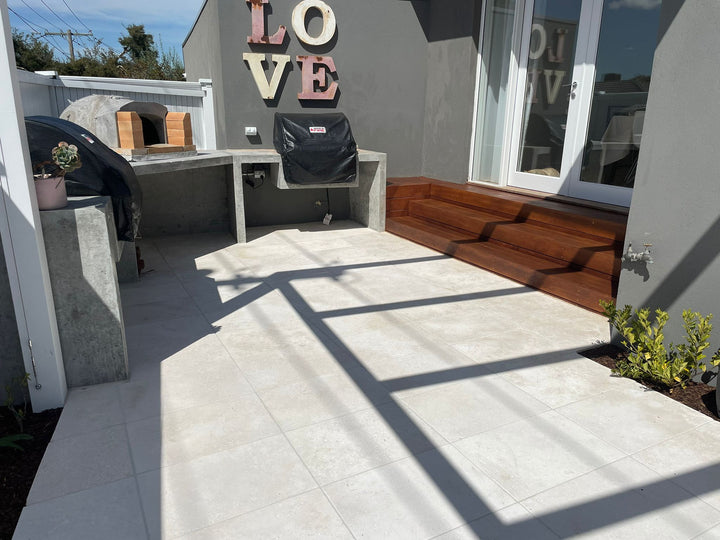 Crema Natural Limestone Sandblasted & Tumbled
