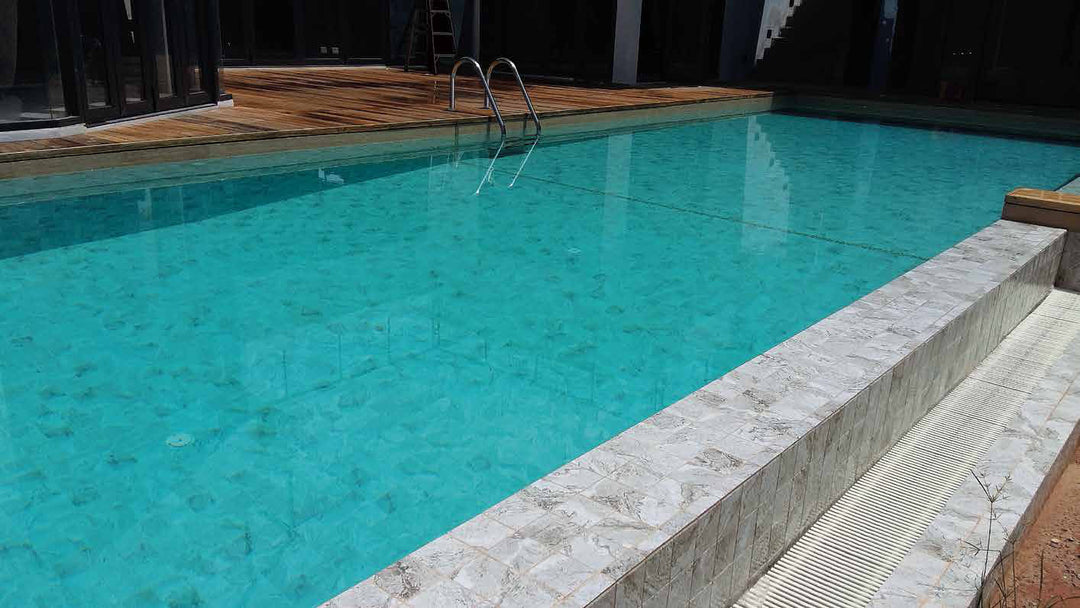 Hideaway Alpine Light Grey Pool Mosaic 47x47mm