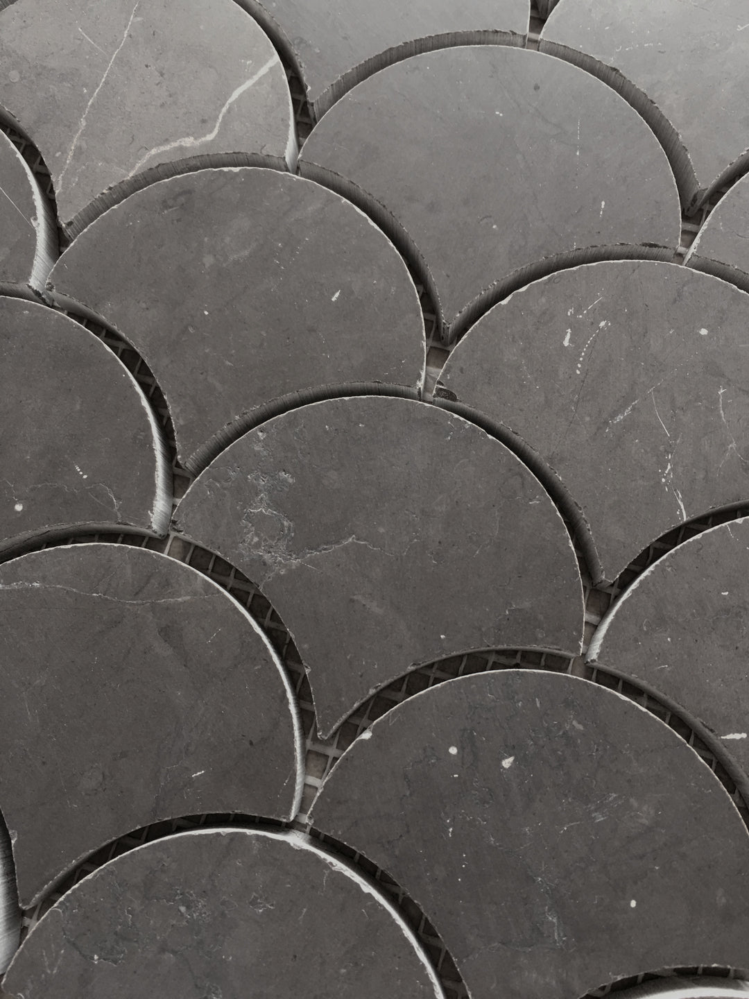 Pietra Grey Fan Mosaic