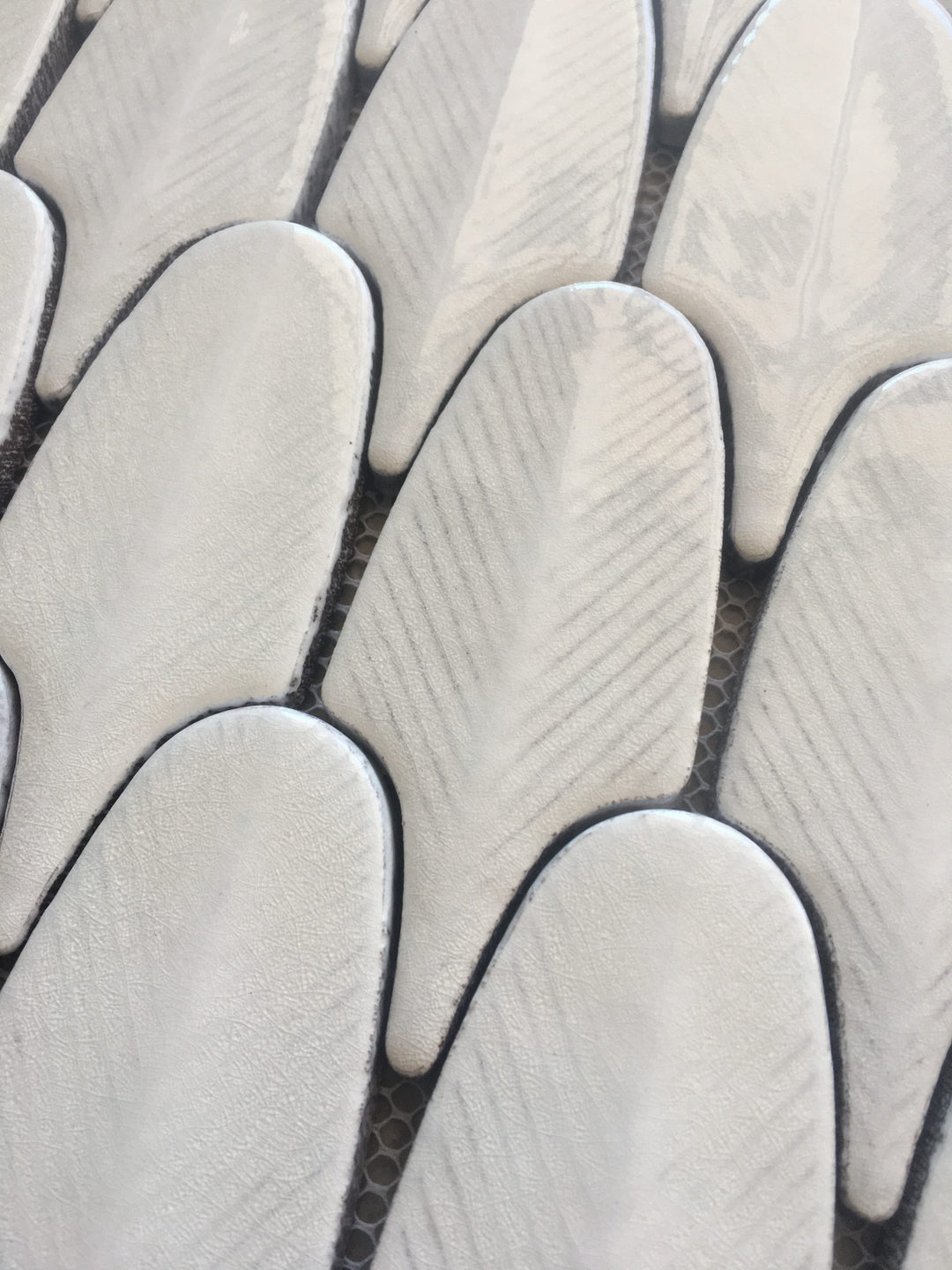 The Fyllo Gloss Leaf Mosaic Collection