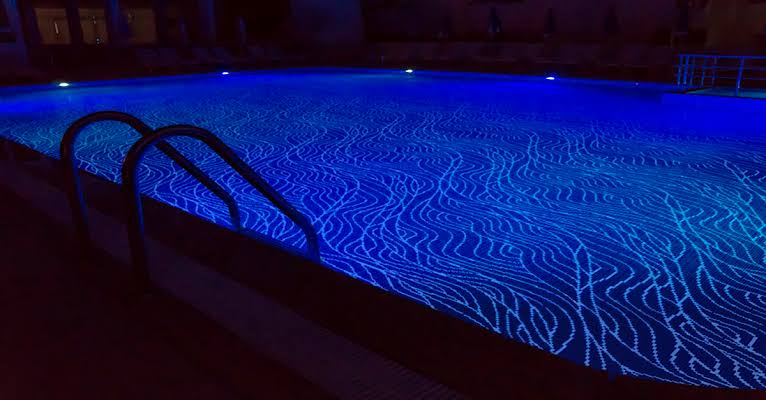 Onix Luminis Borneo Pool Tile