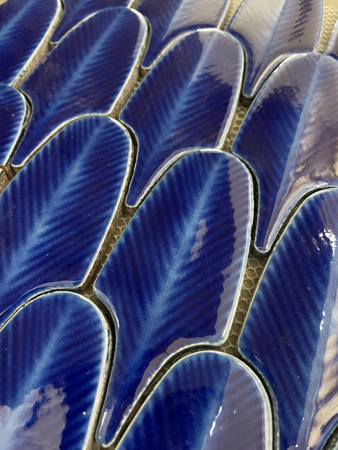 The Fyllo Gloss Leaf Mosaic Collection