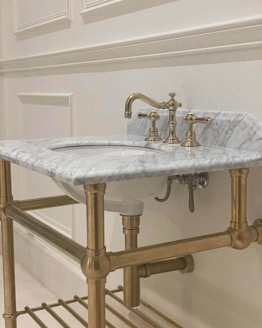 Turner Hastings Mayer Basin Stand With 75 x 55 Real Carrara Marble Top - Brushed Brass