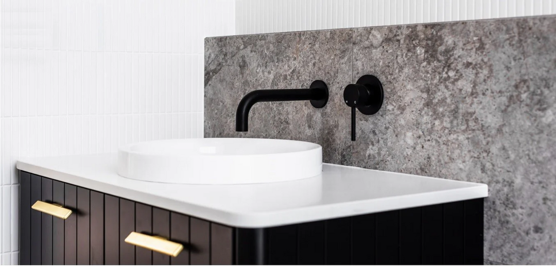 Meir Universal Round Curved Spout 200mm
