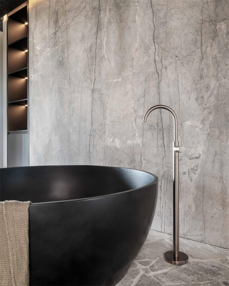 Nero Mecca Freestanding Bath Mixer Brushed Nickel