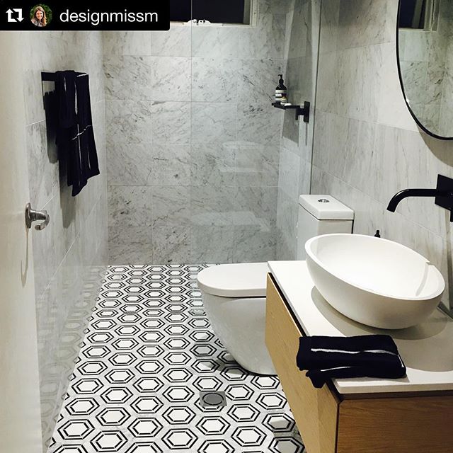 Vancouver Honed Natural Marble Mosaic