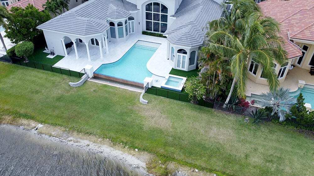 Tuscan Silver Sandblasted/Honed Travertine