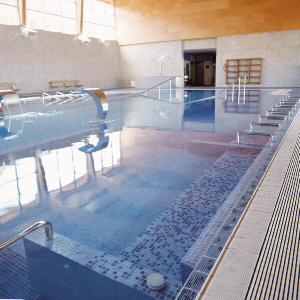 Onix Nieve Azul Celeste Pool Tile