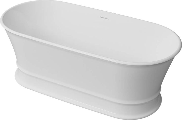 White freestanding bathtub on a white background