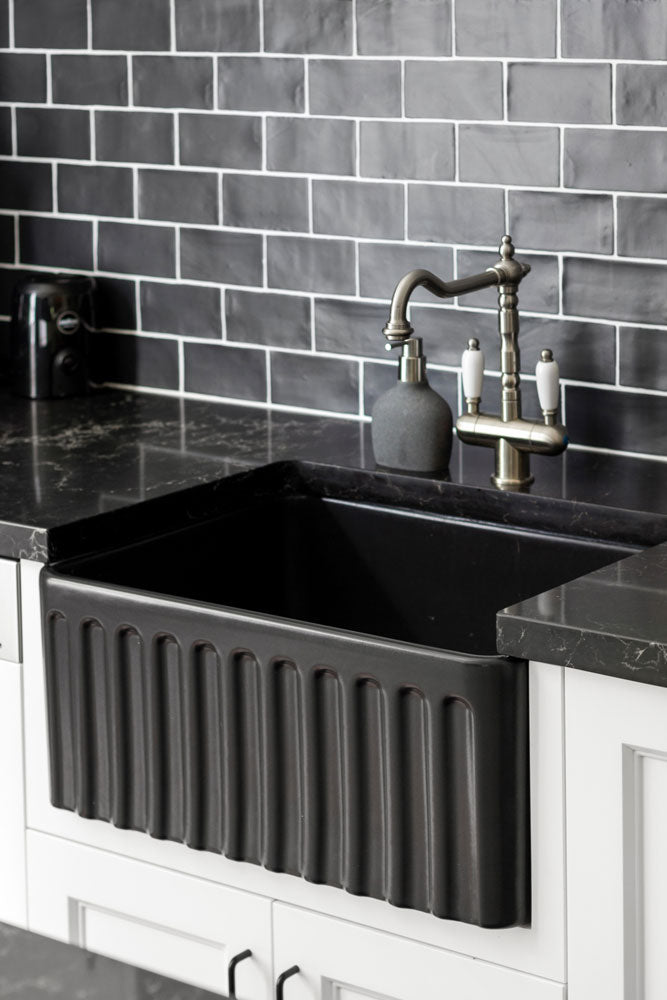 Turner Hastings Novi Fine Fireclay Matte Black Farmhouse Butler Sink