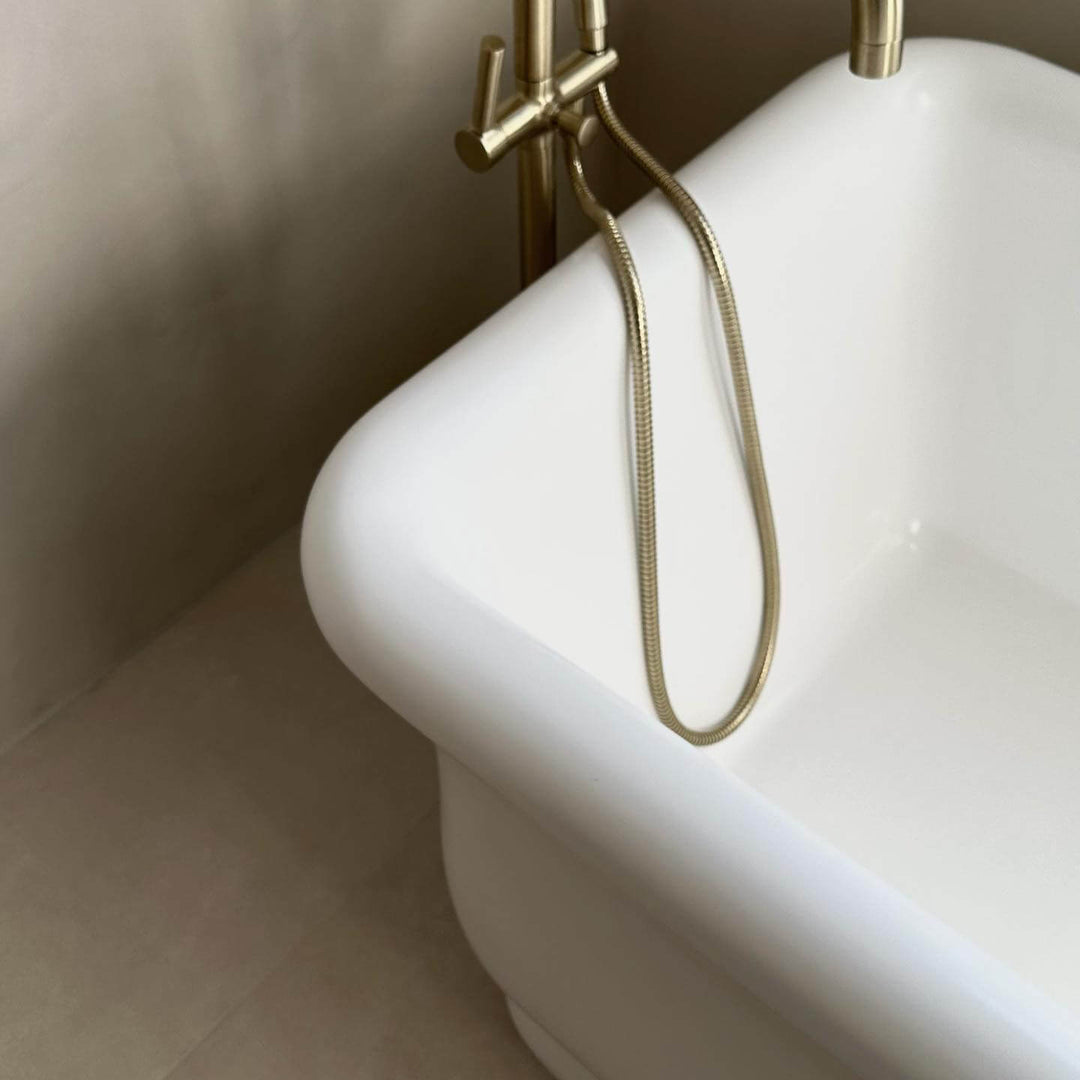 Turner Hastings Kirkham TitanCast Solid Surface Bath - Gloss White