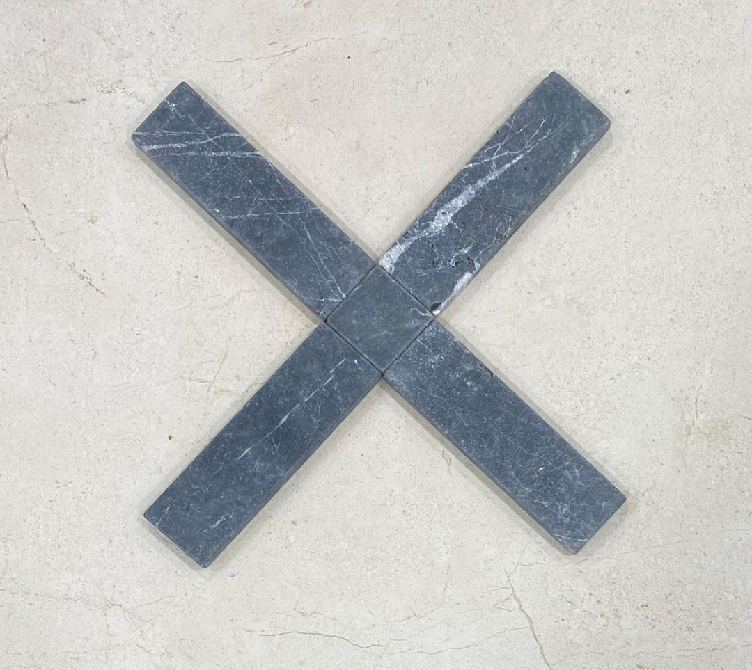 Tumbled Nero Maquina Rectangle Tile 150x45